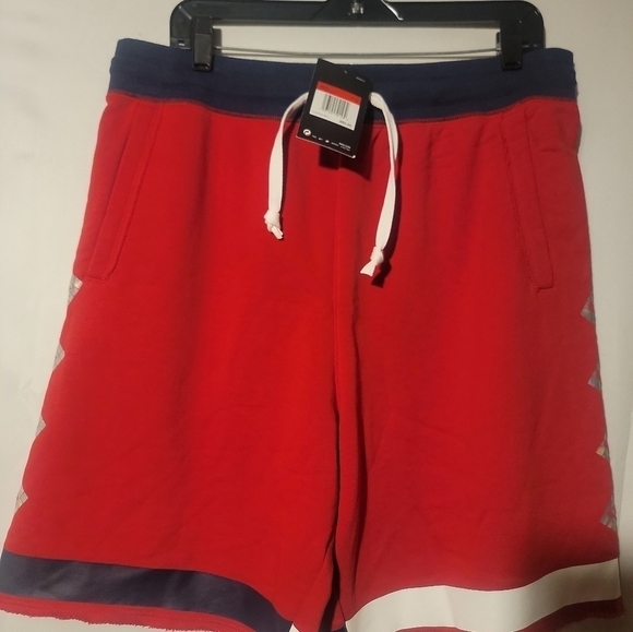 Men's Nike Sportswear Y2K Terry Fleece Sweat Shorts Red Size Large CI2996-611 - Picture 3 of 7